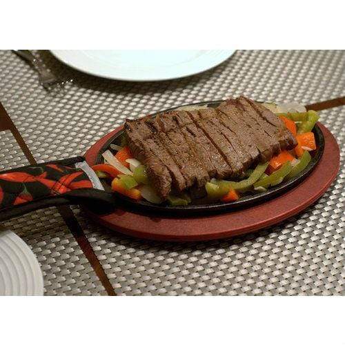 Lodge Pro Logic Cast Iron Fajita Set - Image 2