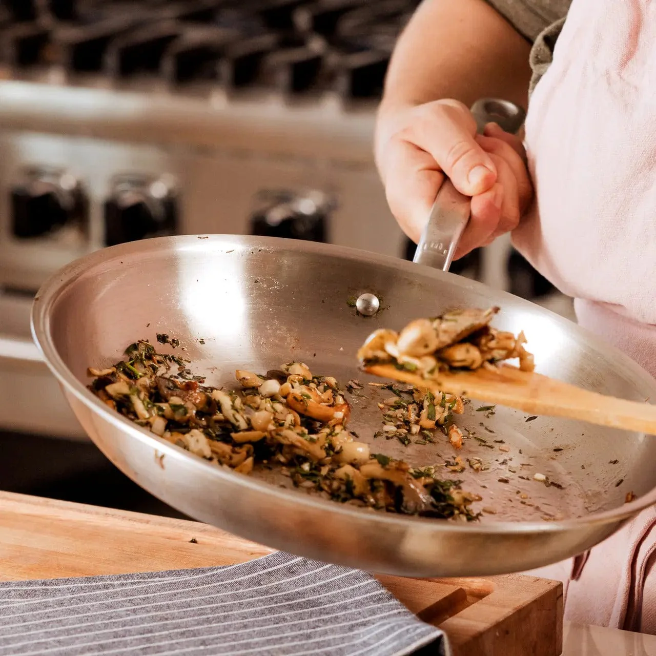 MADE IN Cookware 12" Stainless Clad Frying Pan - Image 5