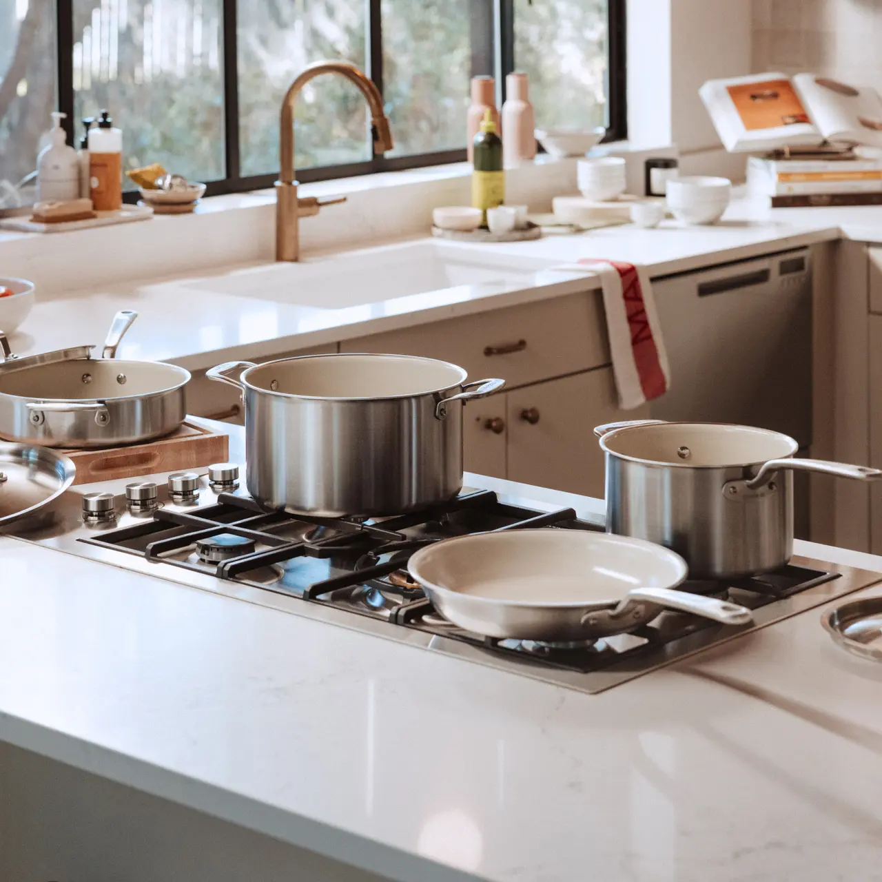 Made in Cookware CeramiClad 7 Piece Cookware Set - Image 3