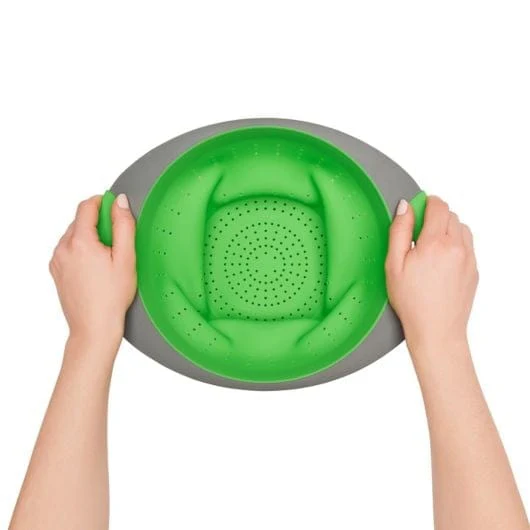 OXO Collapsible Colander (3.5 Qt) - Image 5