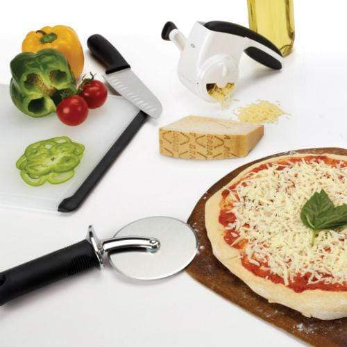 OXO Good Grips 4in Pizza Wheel - Image 5