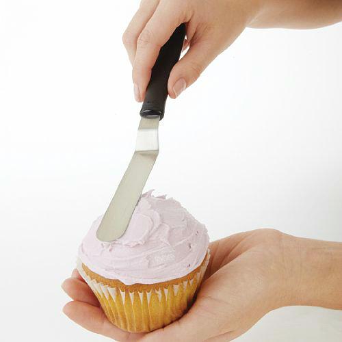 OXO Good Grips Cupcake Icing Knife - Image 2