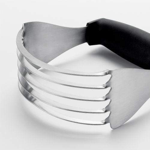 OXO Good Grips Dough Blender w/ Blades - Image 2