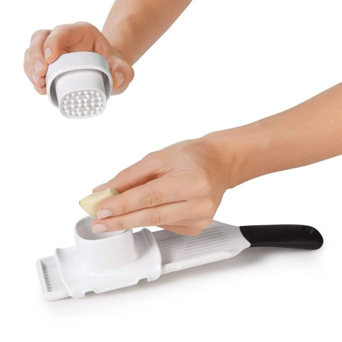 OXO Good Grips Garlic Slicer - Image 2