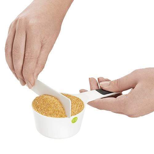 OXO Good Grips Measuring Cups - White - Image 5
