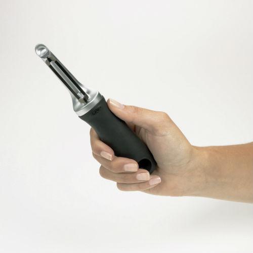 OXO Good Grips Pro Swivel Peeler - Image 3