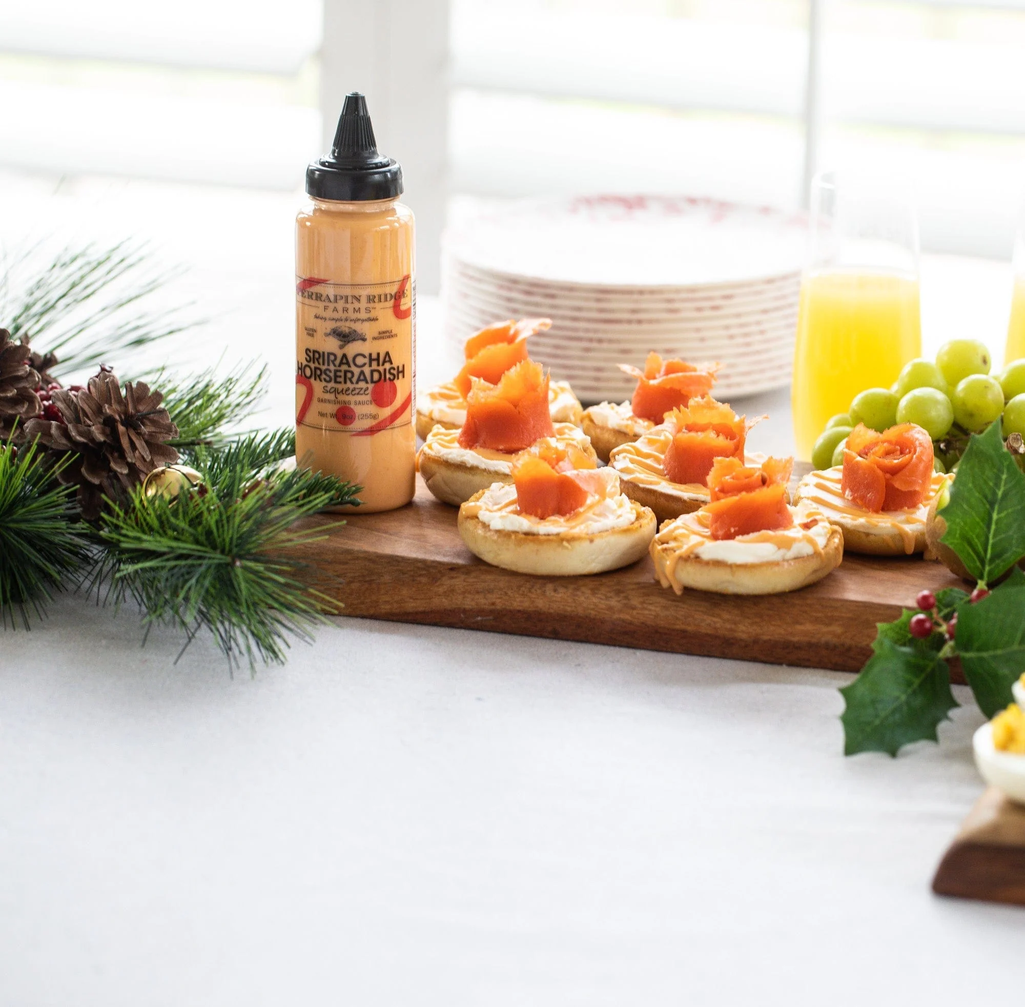 Terrapin Ridge Farms Sriracha Horseradish Garnishing Squeeze 9 oz - Image 2